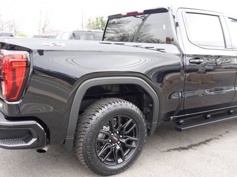 Used 2024 GMC Sierra 1500 Elevation image 9