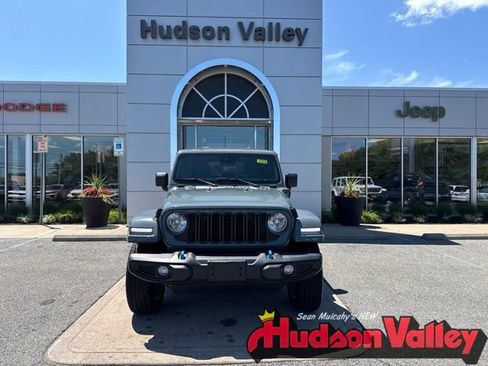 Certified 2024 Jeep Wrangler Unlimited w/ Convenience Group AWD/4WD image 1