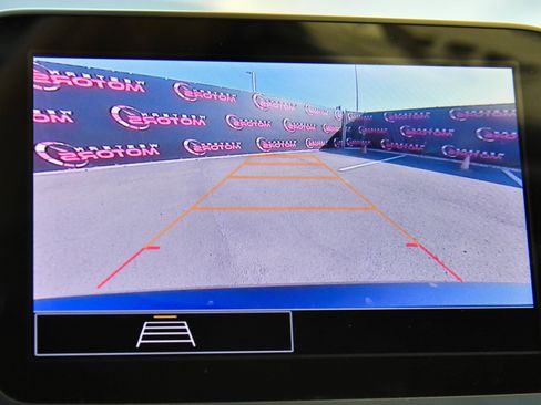 Used 2023 Chevrolet Malibu LT image 18