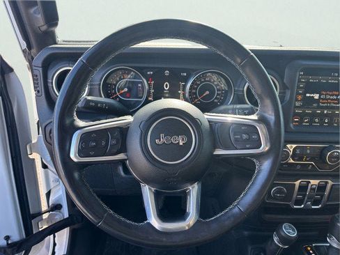 Used 2021 Jeep Gladiator Overland w/ Popular Equipment Package image 10