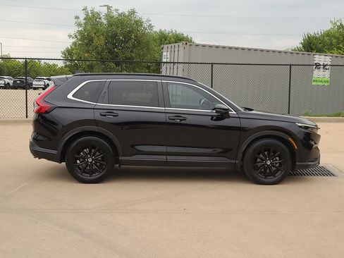 Used 2025 Honda CR-V Sport-L image 4