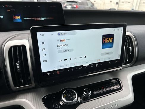 Used 2025 Ford Expedition Active image 16