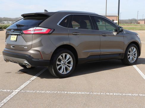 Used 2019 Ford Edge Titanium w/ Cargo Accessory Package image 47