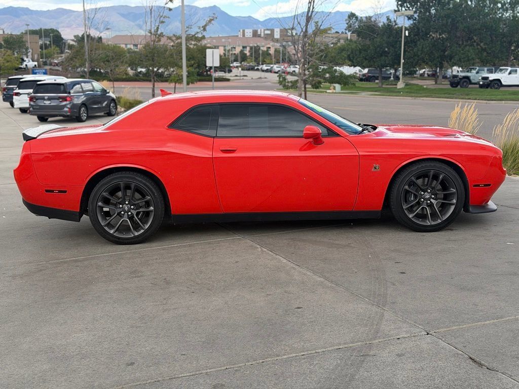 Used 2022 Dodge Challenger R/T Scat Pack RWD image 9
