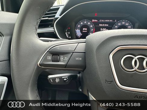Used 2025 Audi Q3 2.0T Premium w/ Convenience Plus Package AWD/4WD image 32