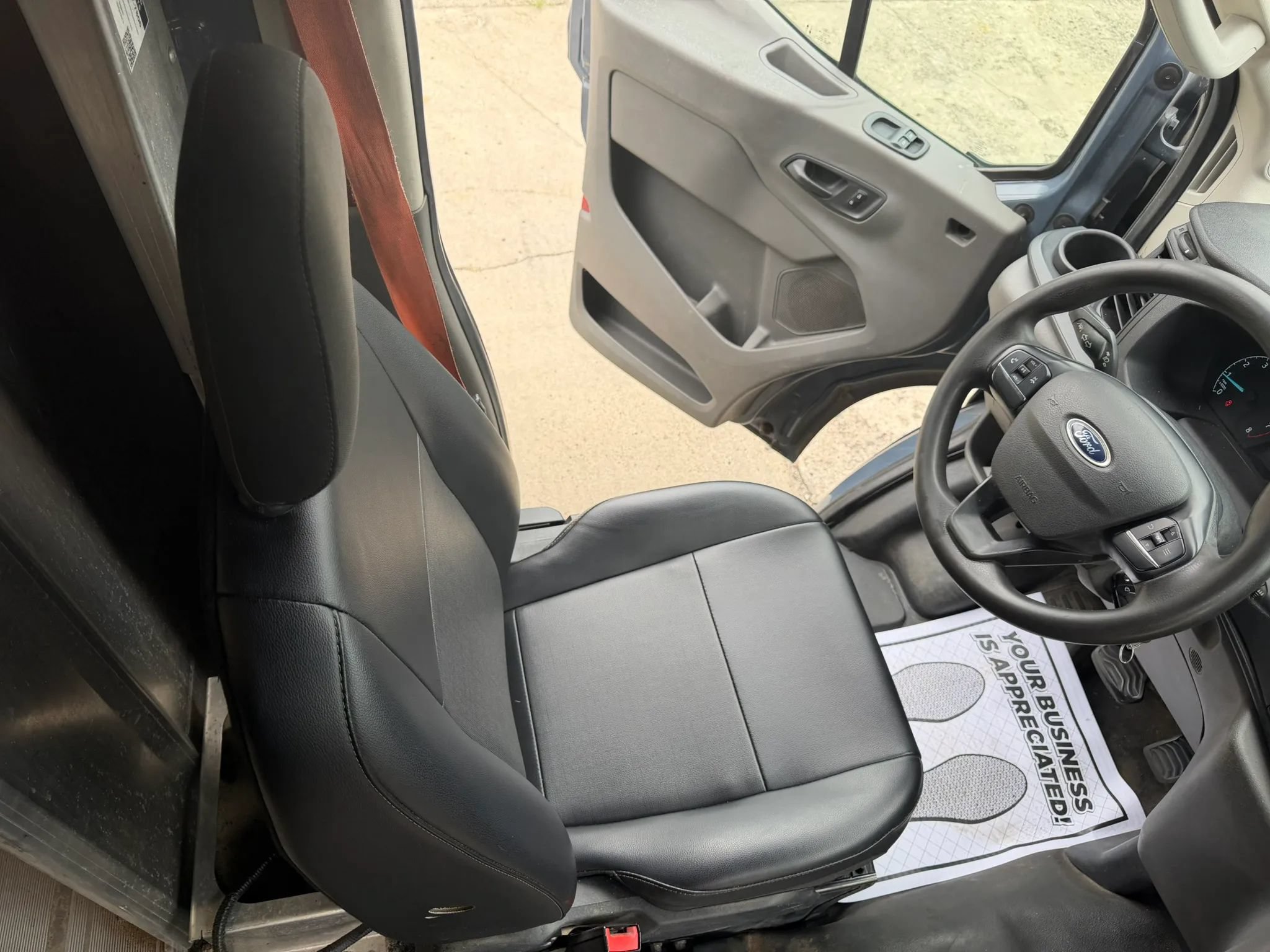 Used 2021 Ford Transit 350 DRW RWD image 13