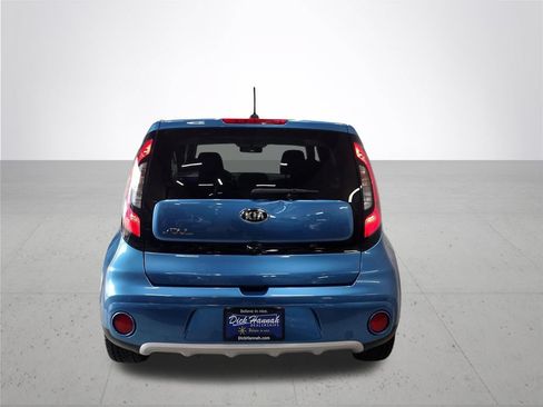 Used 2019 Kia Soul + FWD image 12