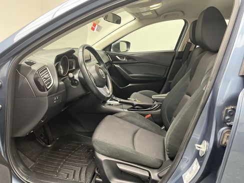 Used 2015 MAZDA MAZDA3 i Touring image 3