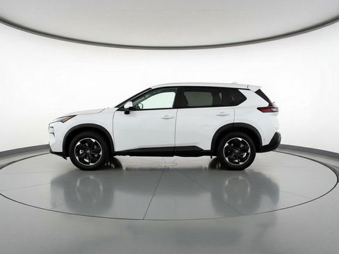 Used 2025 Nissan Rogue SV image 5
