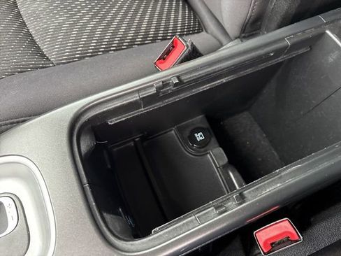 Used 2014 Dodge Journey Limited image 24