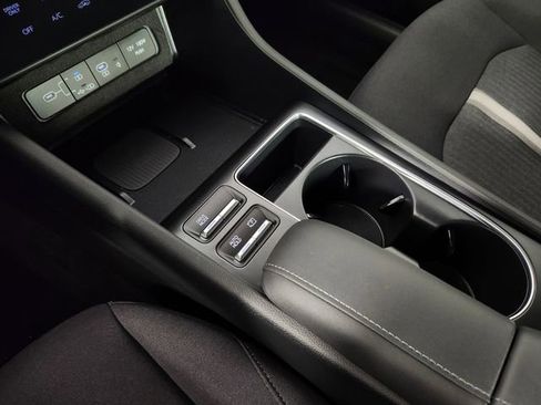 Certified 2025 Hyundai Sonata SEL FWD image 22