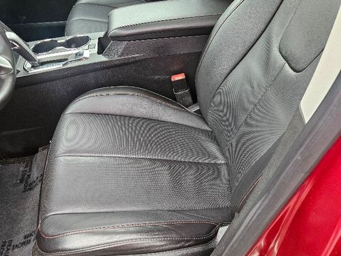 Used 2011 Chevrolet Equinox LTZ FWD image 17