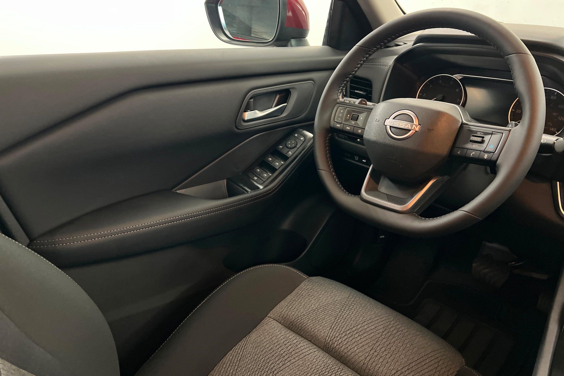 New 2026 Nissan Rogue SV w/ Cold Weather Package AWD/4WD image 11