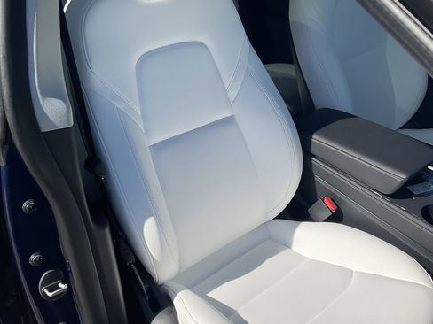 Used 2024 Tesla Model Y Performance image 20