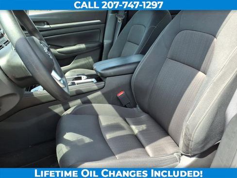 Used 2023 Nissan Altima 2.5 SV FWD image 12