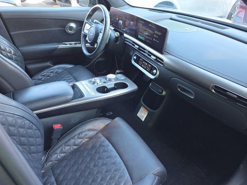 Used 2023 Genesis GV60 Performance AWD/4WD image 6