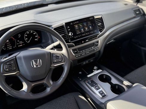 Certified 2024 Honda Ridgeline Sport image 29