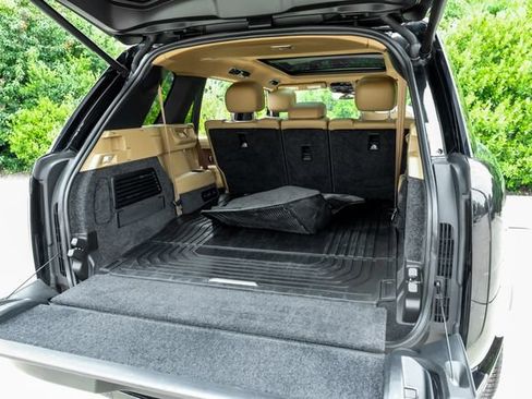 Used 2023 Land Rover Range Rover Long Wheelbase SE AWD/4WD image 68