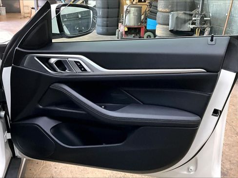 Used 2023 BMW i4 eDrive40 RWD image 26