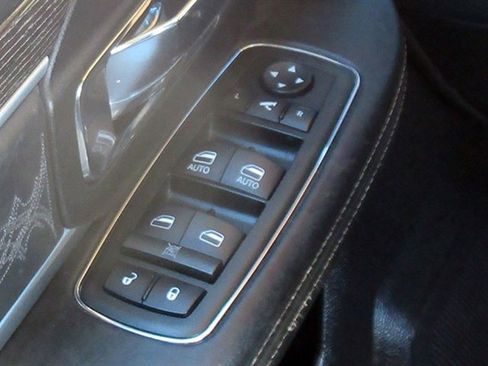 Used 2014 RAM 1500 Limited image 26