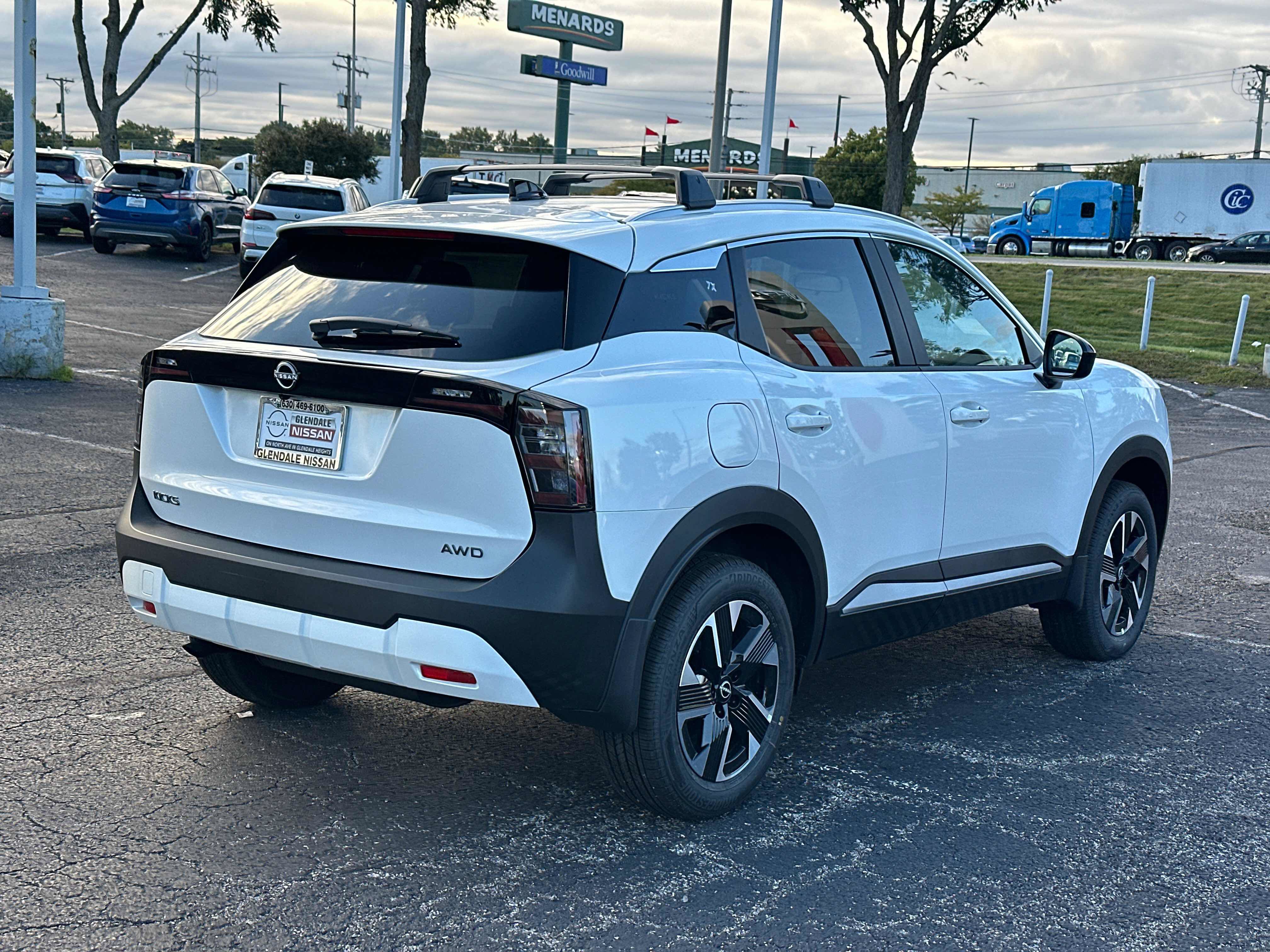 New 2027 Nissan Kicks SV AWD/4WD image 4