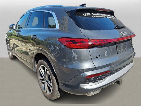 Certified 2025 Audi Q5 Premium Plus w/ Premium Plus AWD/4WD image 4