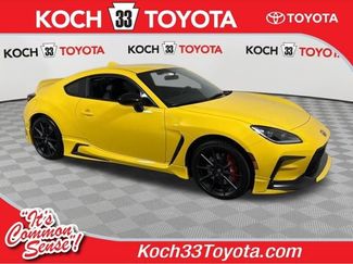 New 2026 Toyota GR86 YUZU Limited video 1