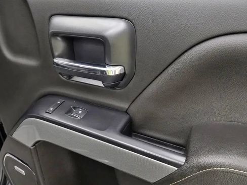 Used 2019 Chevrolet Silverado 2500 LTZ w/ Duramax Plus Package AWD/4WD image 18