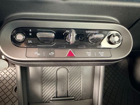 Certified 2025 MINI Cooper S FWD image 16