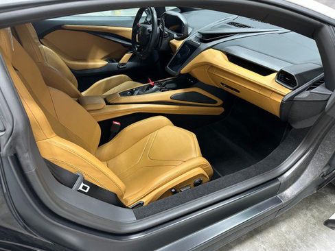 Used 2024 Lamborghini Revuelto AWD/4WD image 27