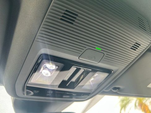 Used 2023 Audi Q4 e-tron Premium Plus w/ Premium Plus image 59