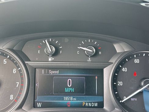 Used 2021 Buick Encore Preferred w/ Safety Package AWD/4WD image 4