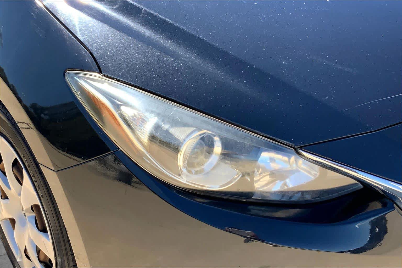 Used 2016 MAZDA MAZDA3 i Sport FWD image 25