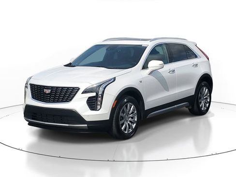 Certified 2021 Cadillac XT4 Premium Luxury w/ Driver Assist Package AWD/4WD image 2