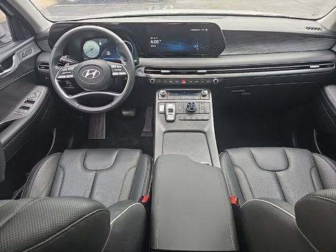 Certified 2024 Hyundai Palisade Limited AWD/4WD image 40