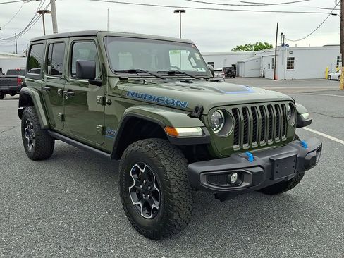 Used 2023 Jeep Wrangler Unlimited Rubicon 4xe w/ Cold Weather Group AWD/4WD image 3