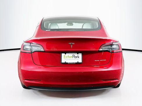 Used 2022 Tesla Model 3 Long Range AWD/4WD image 7