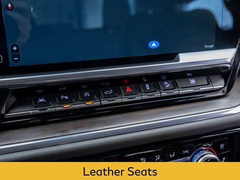 Used 2024 GMC Sierra 1500 SLT w/ SLT Premium Plus Package image 24