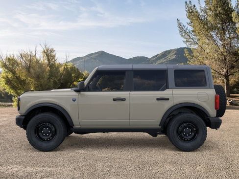New 2026 Ford Bronco Big Bend w/ Black Diamond Package AWD/4WD image 3