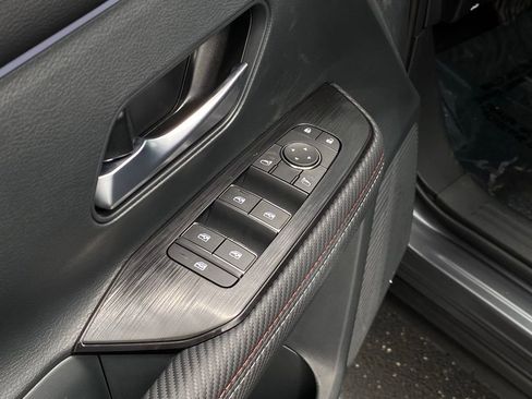 New 2025 Nissan Kicks SR w/ SR Premium Package image 13