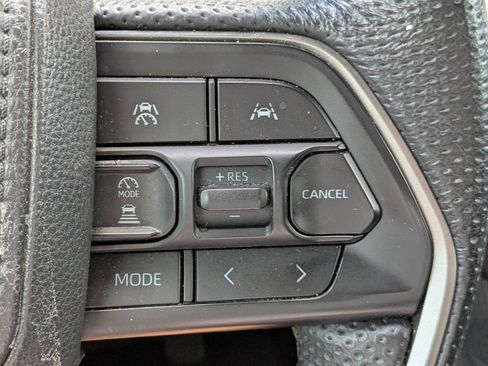 Certified 2024 Toyota Tacoma TRD Off-Road AWD/4WD image 25
