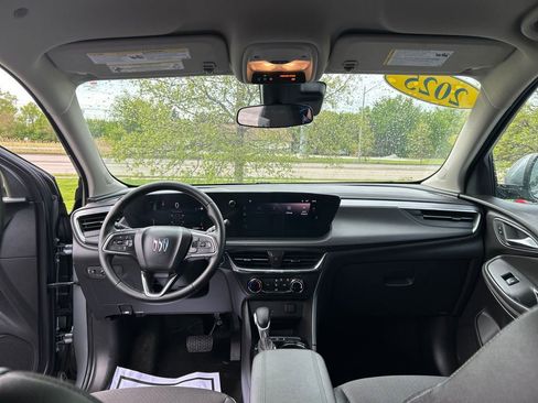 Used 2025 Buick Encore GX Preferred FWD image 20