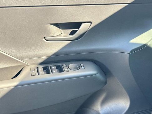 New 2026 Hyundai Kona SE FWD image 24