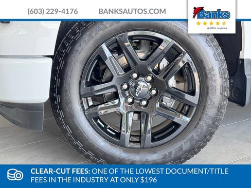 Used 2024 Chevrolet Silverado 1500 RST w/ Z71 Off-Road Package AWD/4WD image 4