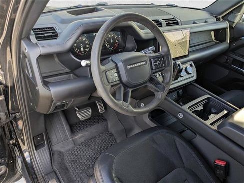 Used 2022 Land Rover Defender 110 V8 AWD/4WD image 10