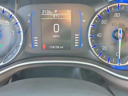 Used 2021 Chrysler Voyager Lxi FWD image 25