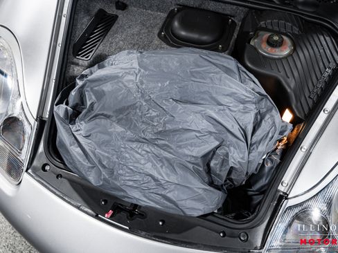 Used 2000 Porsche 911 Carrera 4 image 37