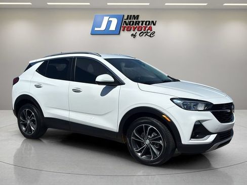 Used 2022 Buick Encore GX Select w/ Safety Package II FWD image 3