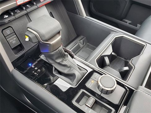 New 2026 Toyota Tundra Limited image 36