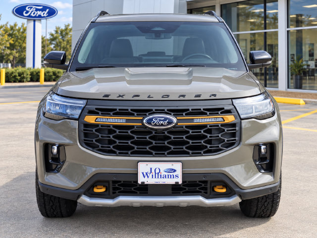 Used 2026 Ford Explorer Tremor w/ Tremor Ultimate Package AWD/4WD image 2